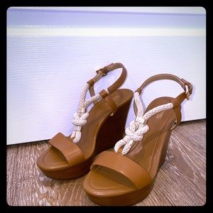 Michael Kors (holly wedge) acorn/dark beige size 8